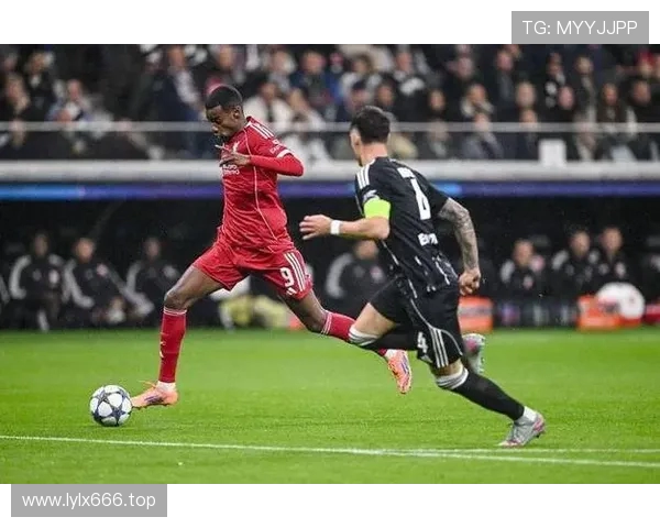 斯洛特坦言523阵型尽在掌握 弗林蓬腿筋突发伤情牵动全局